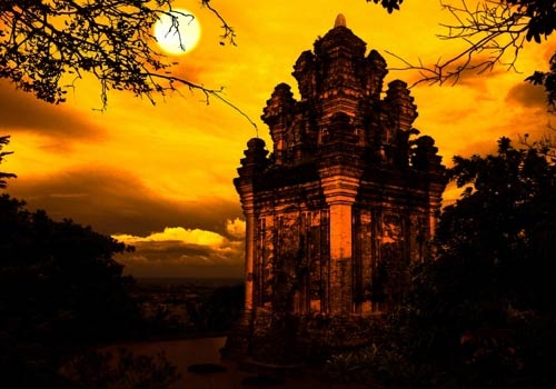 KHÁM PHÁ XỨ SỞ “ HOA VÀNG TRÊN CỎ XANH” HÀ NỘI - TUY HÒA – PHÚ YÊN - HÀ NỘI